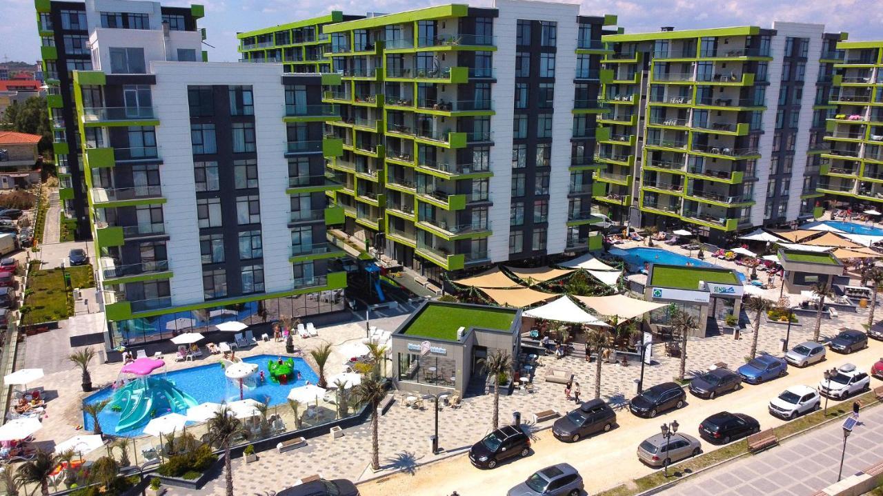 Seascape Apartment Spa N Pool Beach Resort Mamaia Eksteriør bilde